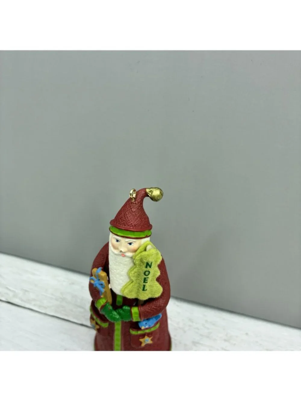 Hallmark Santa Claus Christmas Tree Noel Figurine Ornament 2015 4.5
